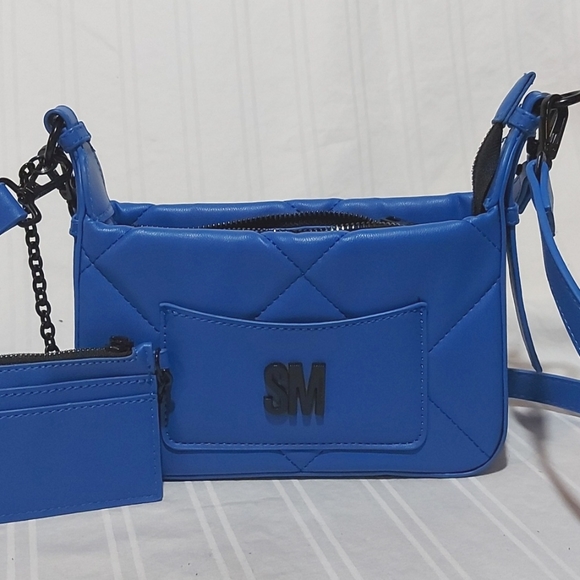 Steve Madden Handbags - STEVE MADDEN CROSSBODY WITH CARD HOLDER NWOT!